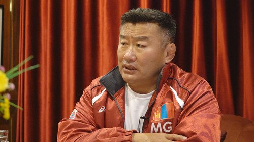 Б.Баяраа: Шигшээ багийн дасгалжуулагчид олдоогүй мандат “Арслан” клубын Б.Баттулгад л очсон